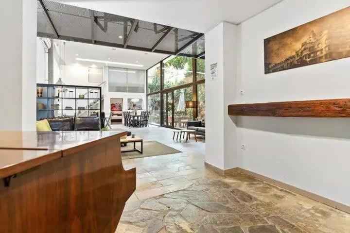 Apartment photo 2