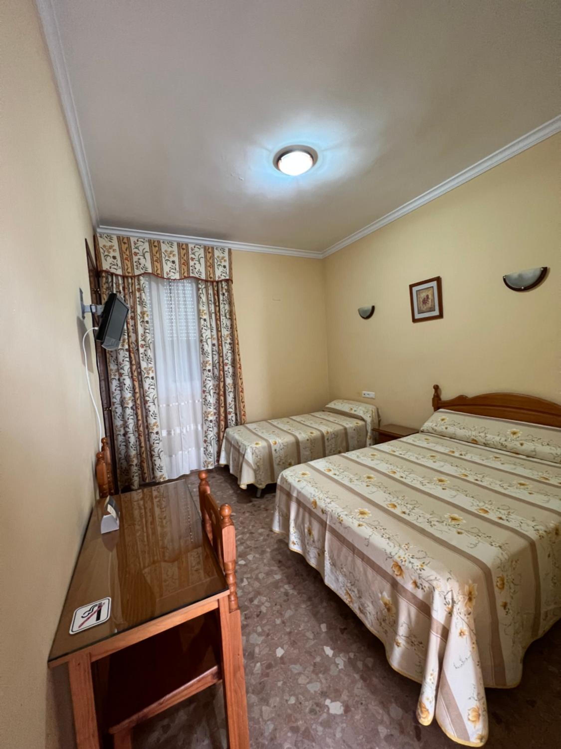 Triple room