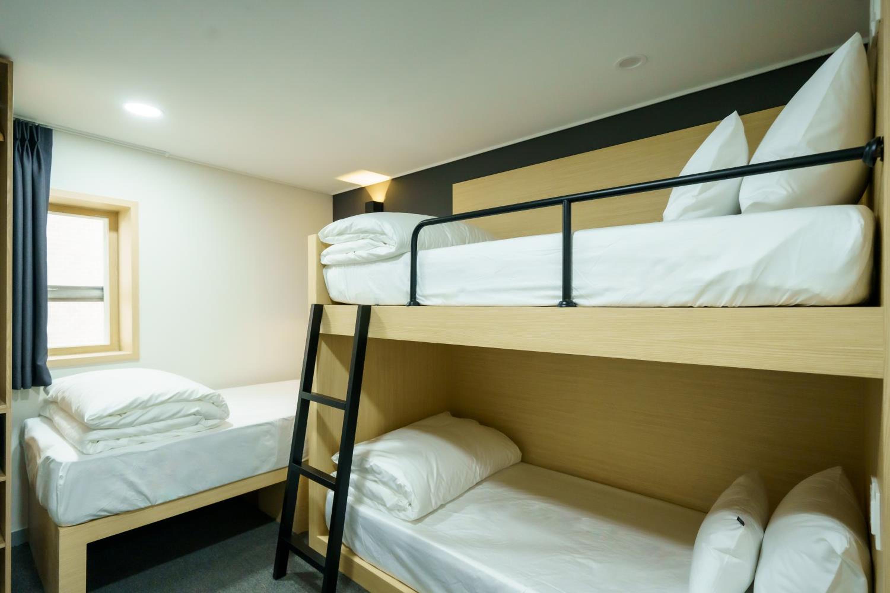 Triple Room - Photo 1