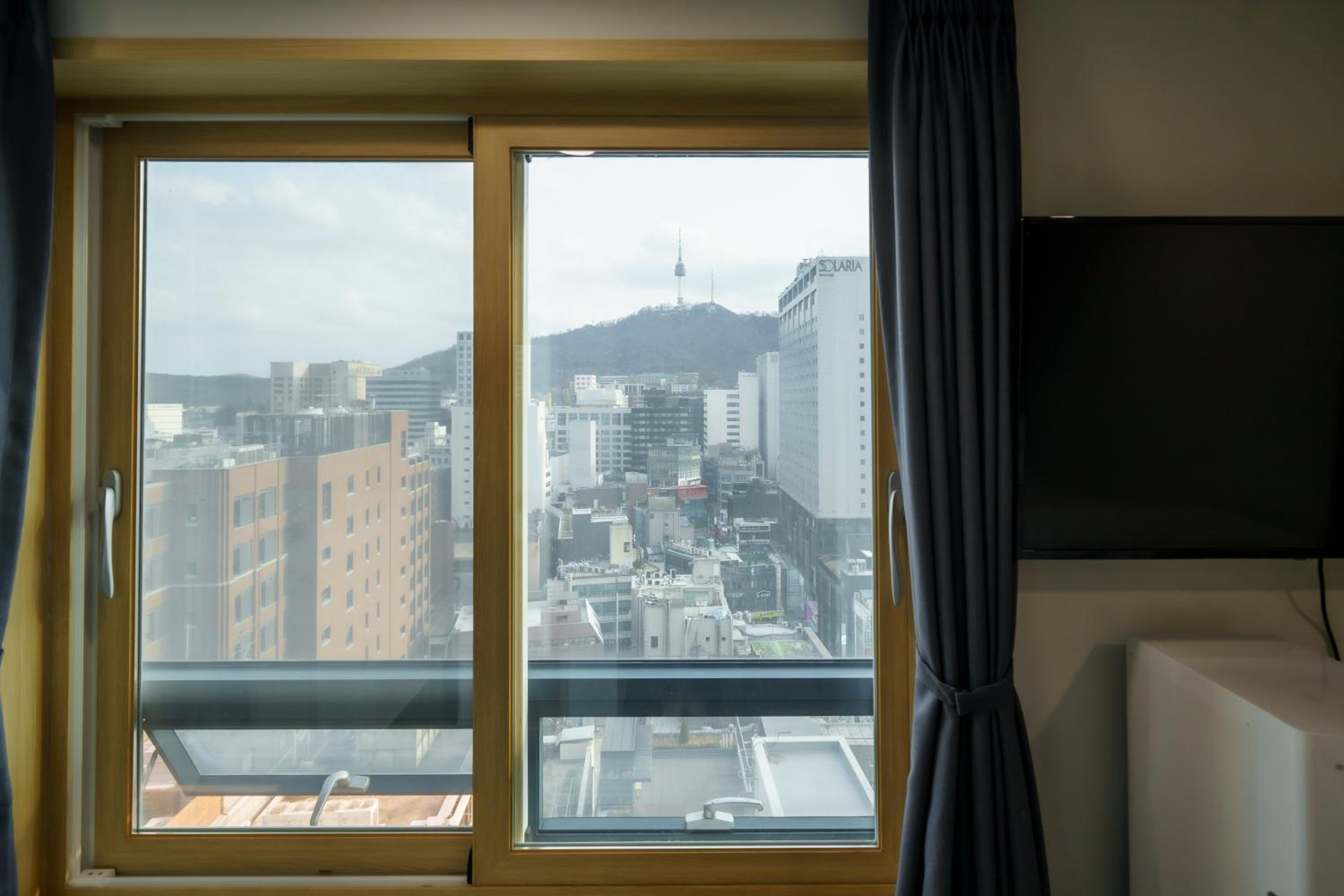 Triple Room with City View - Photo 8