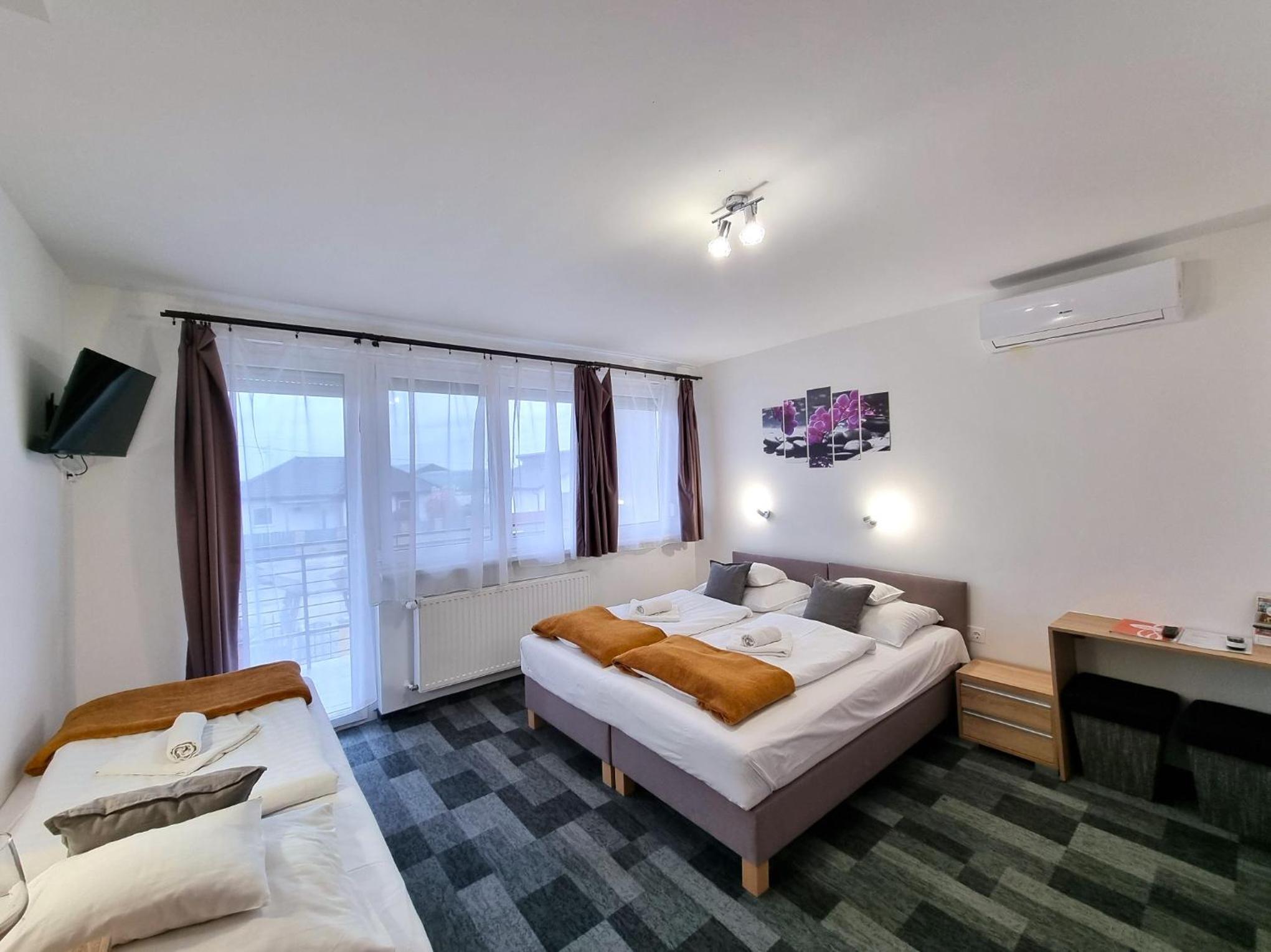 Standard Triple Room photo 1