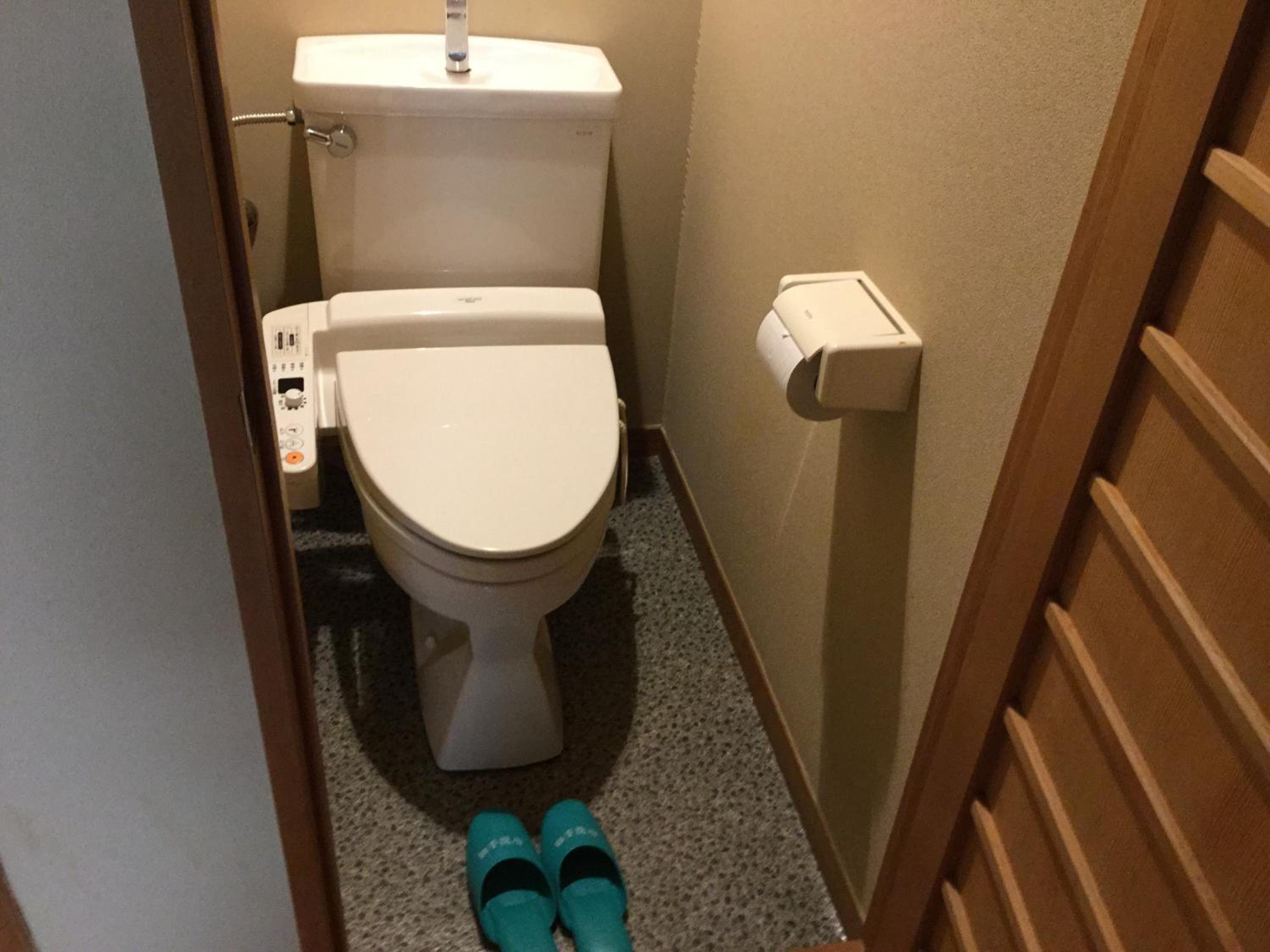 Japanese-Style Triple Room with Shared Bathroom photo 2