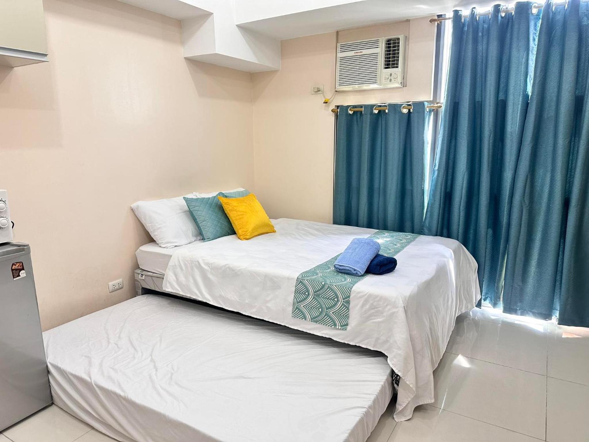 Studio With Sofa Bed