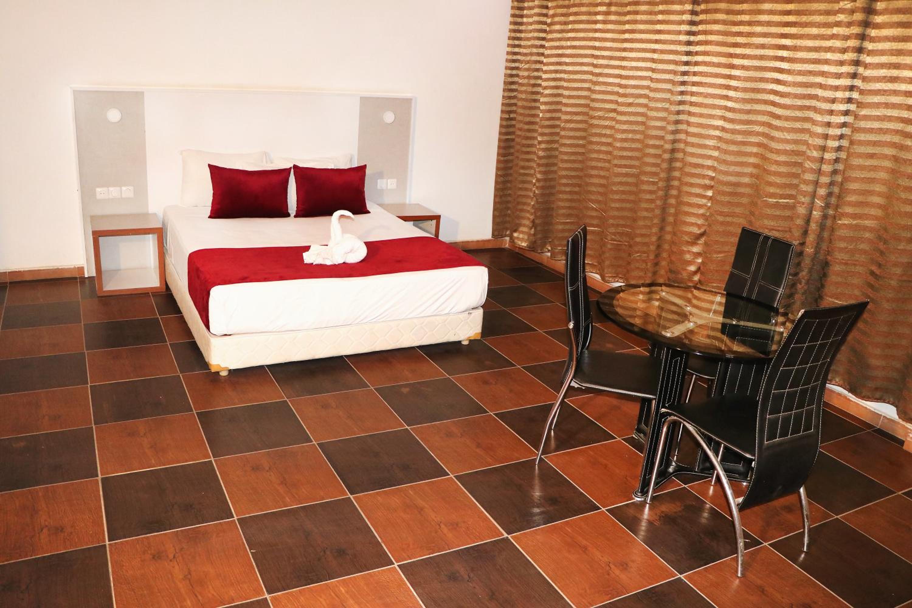 Suite photo 2