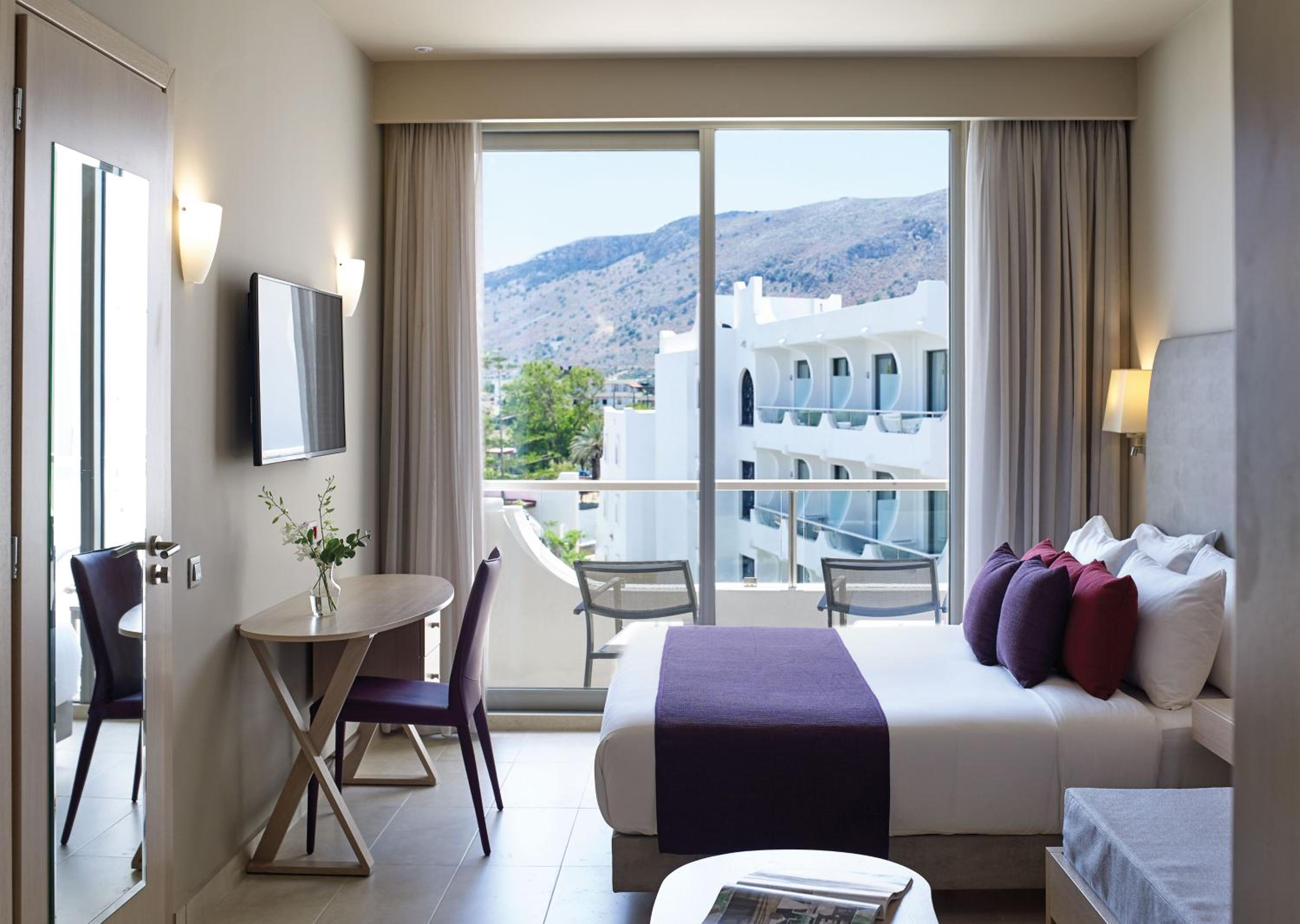 Quadruple Room Inland View photo 2