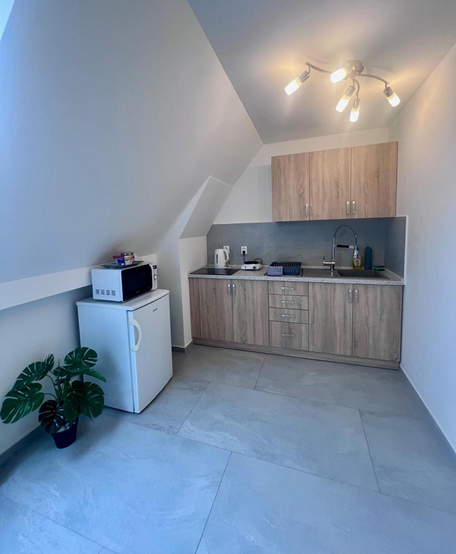 Two-Bedroom Apartment - Photo 7