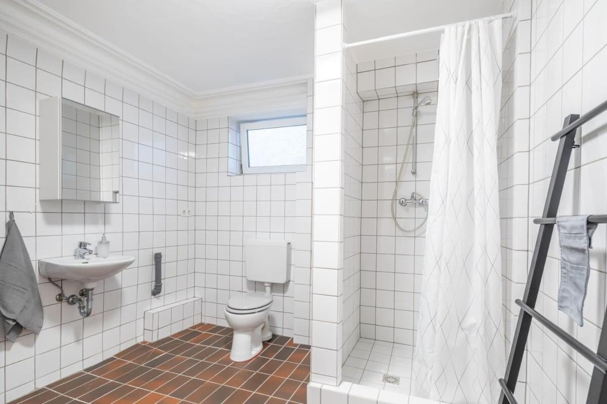 Apartment thumbnail 6