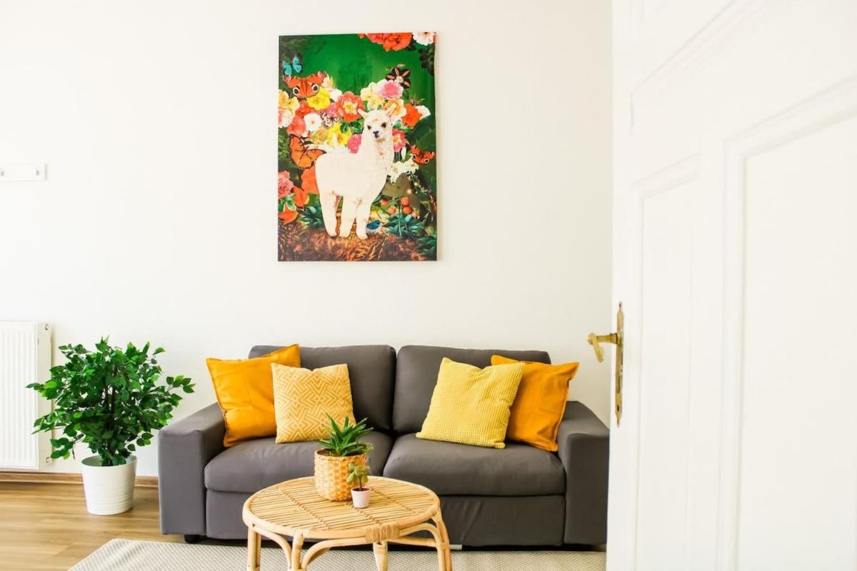 Apartment photo 3