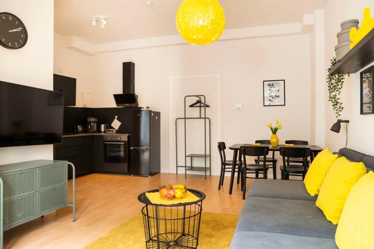 Apartment photo 1