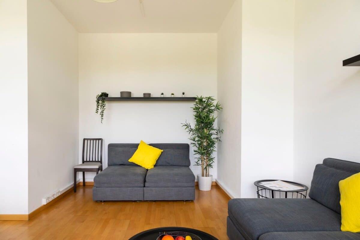 Apartment photo 2