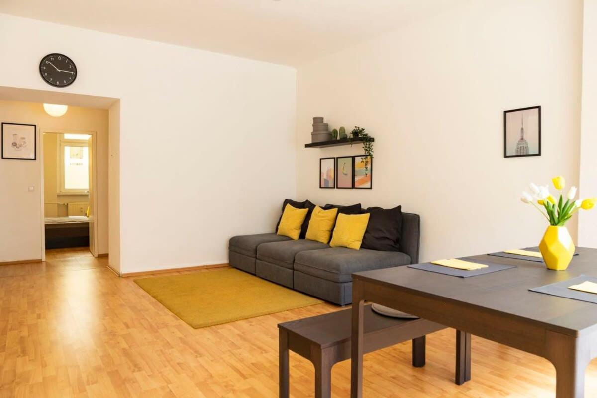 Apartment photo 1