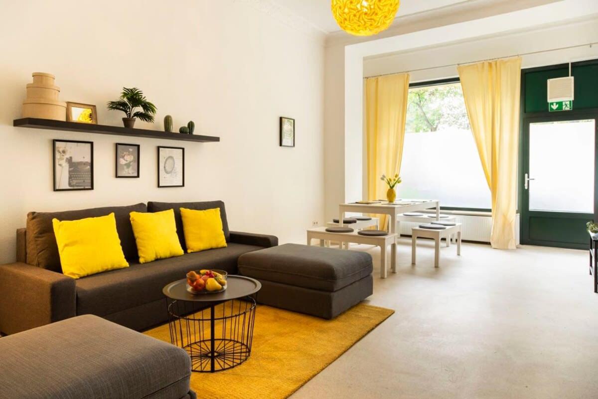 Apartment photo 1