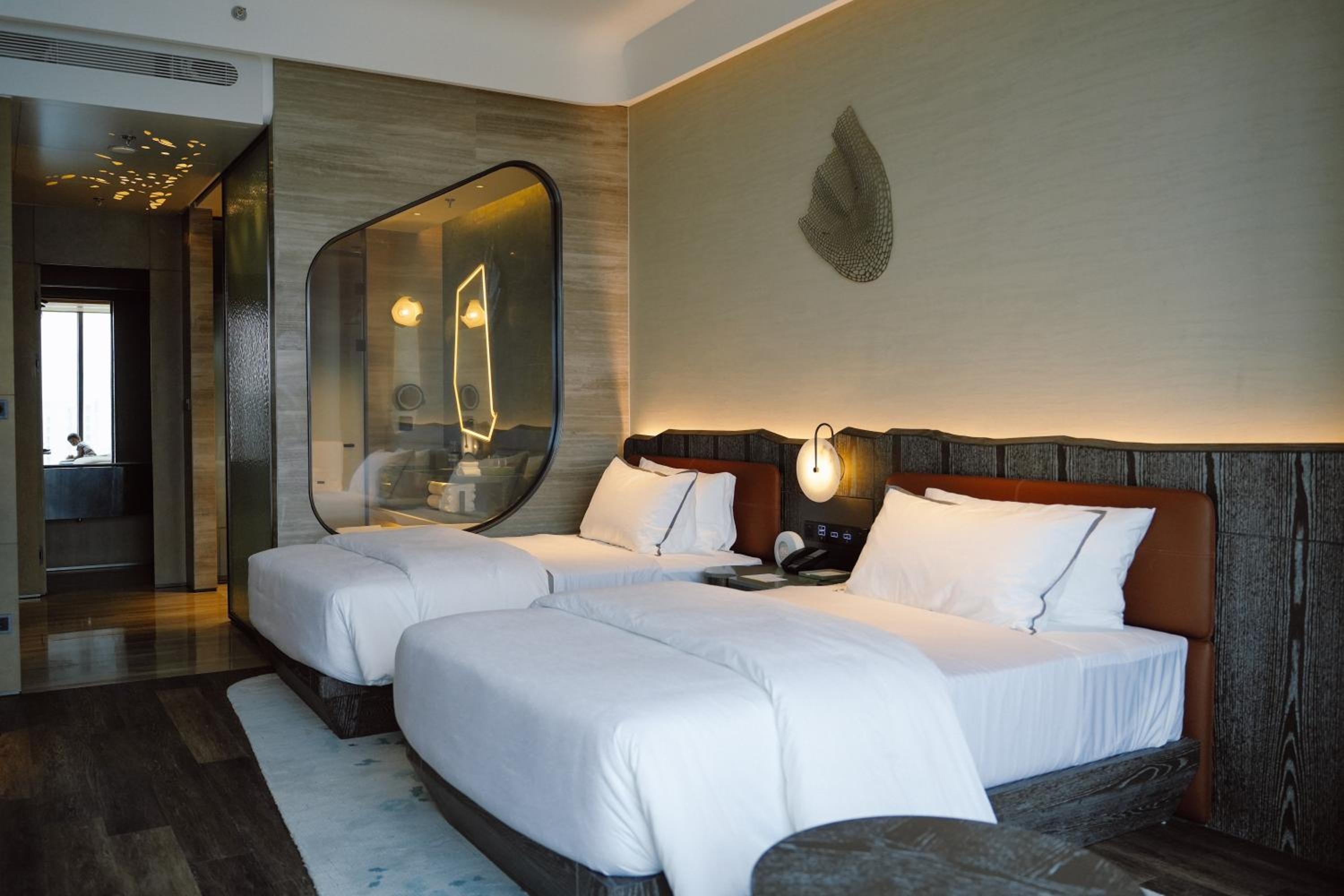 Executive Double Room with Two Double Beds - Lounge Access