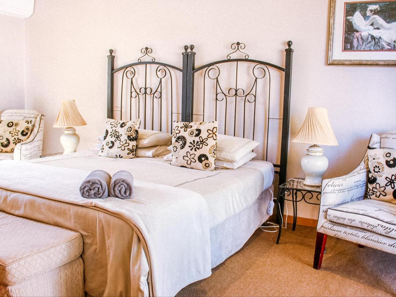 Standard King Room photo 1
