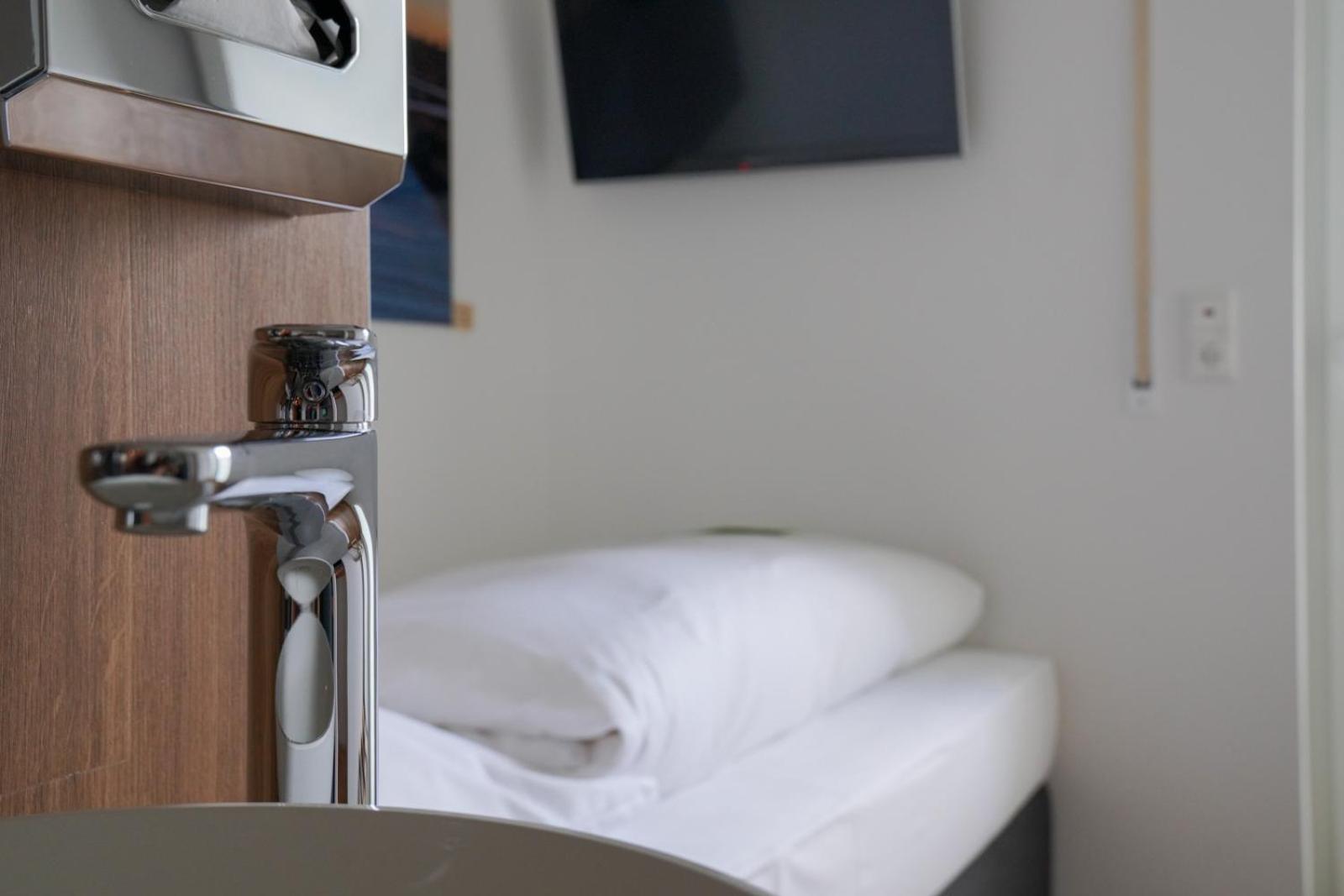 Single Room photo 2