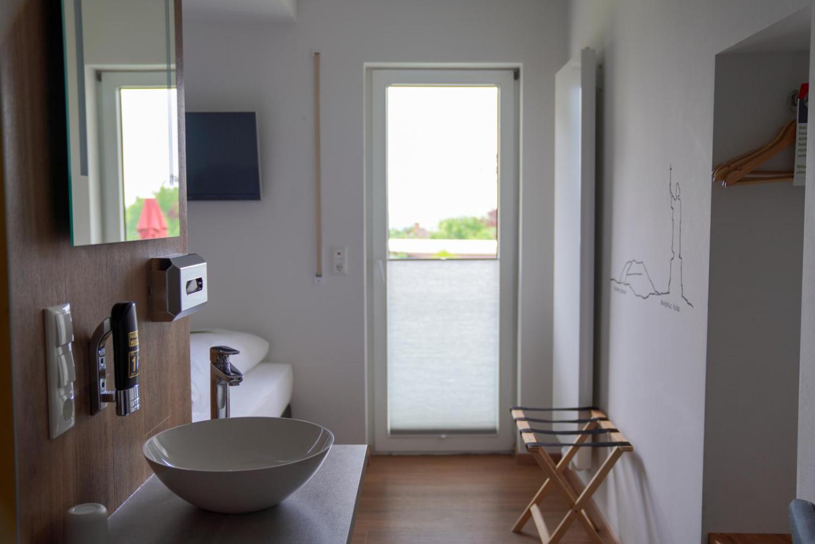 Single Room photo 3