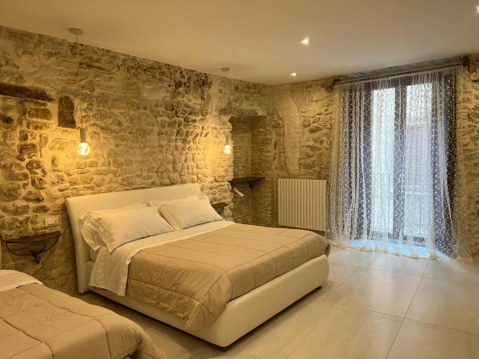 Triple Room with Bathroom photo 1