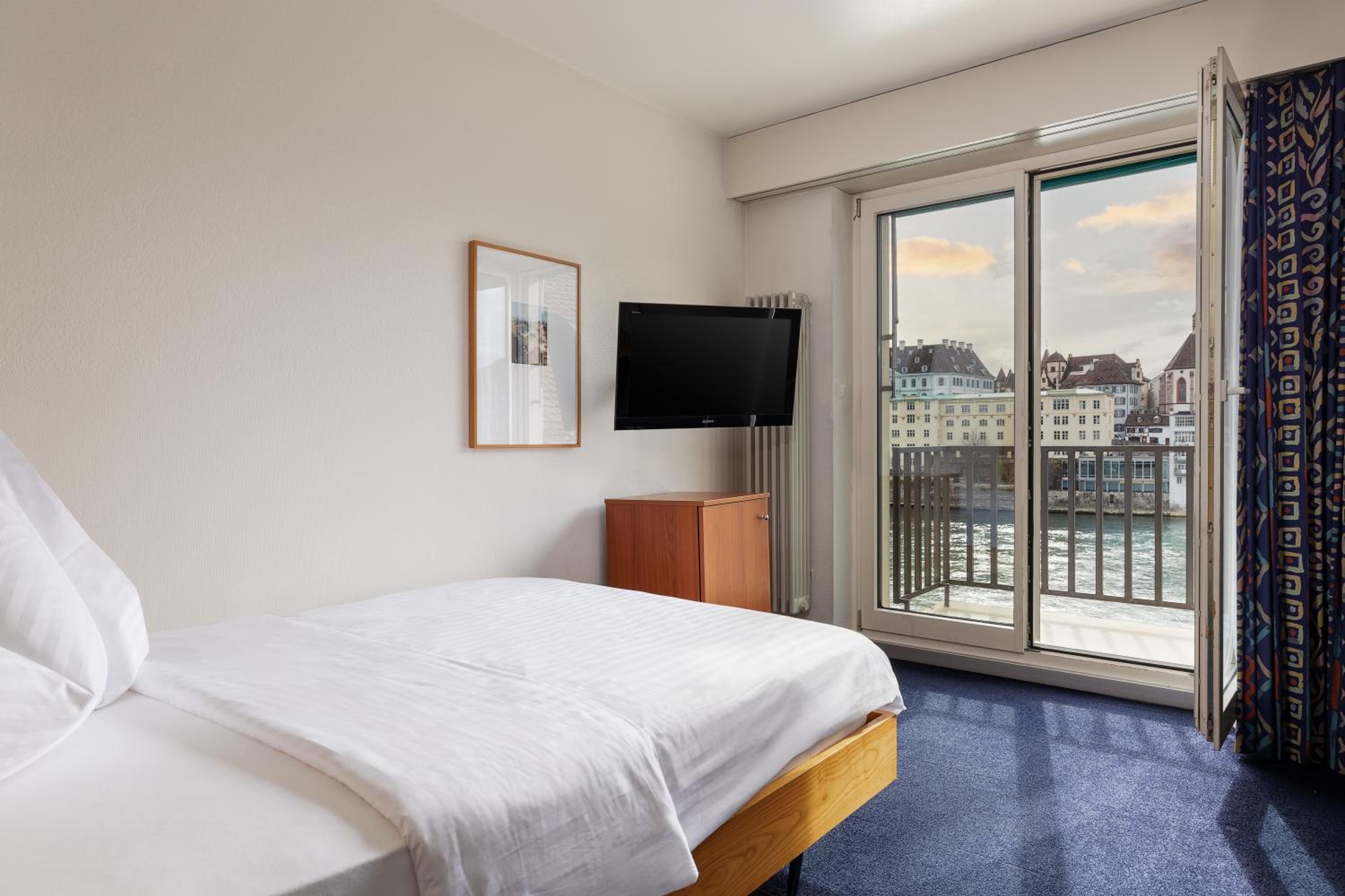 Superior Single Room With Balcony photo 1