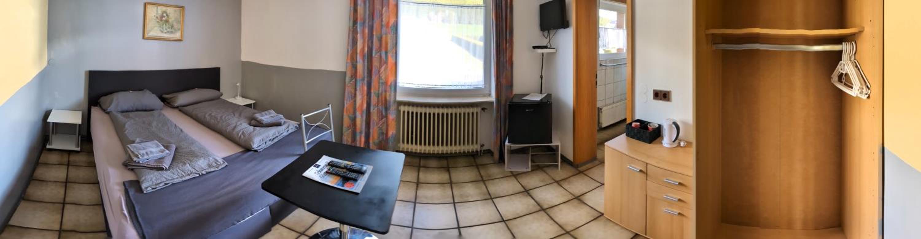 Budget Double Room photo 1
