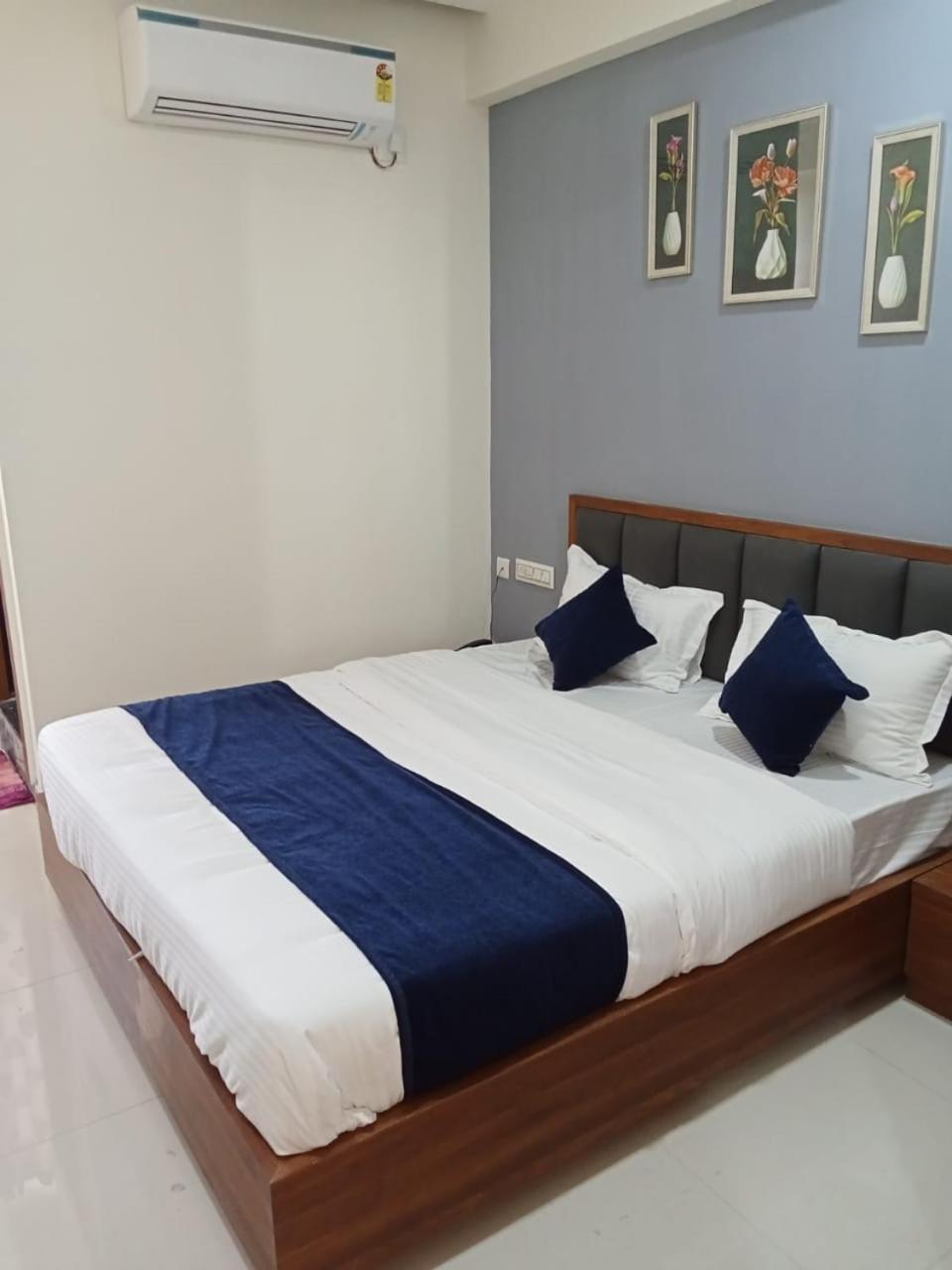 Deluxe Double Room photo 2