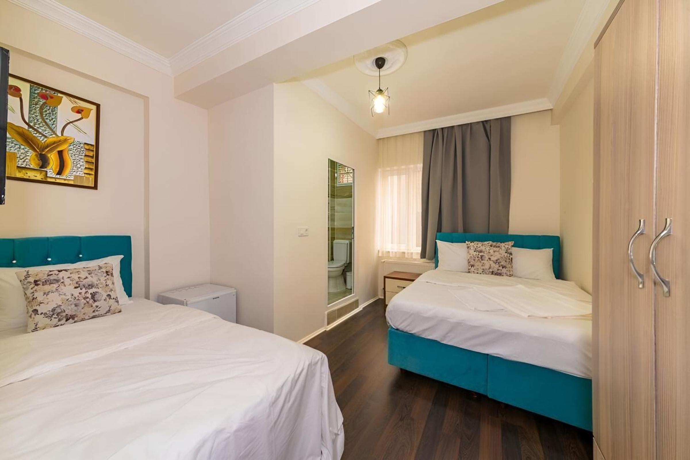 Deluxe Triple Room photo 1