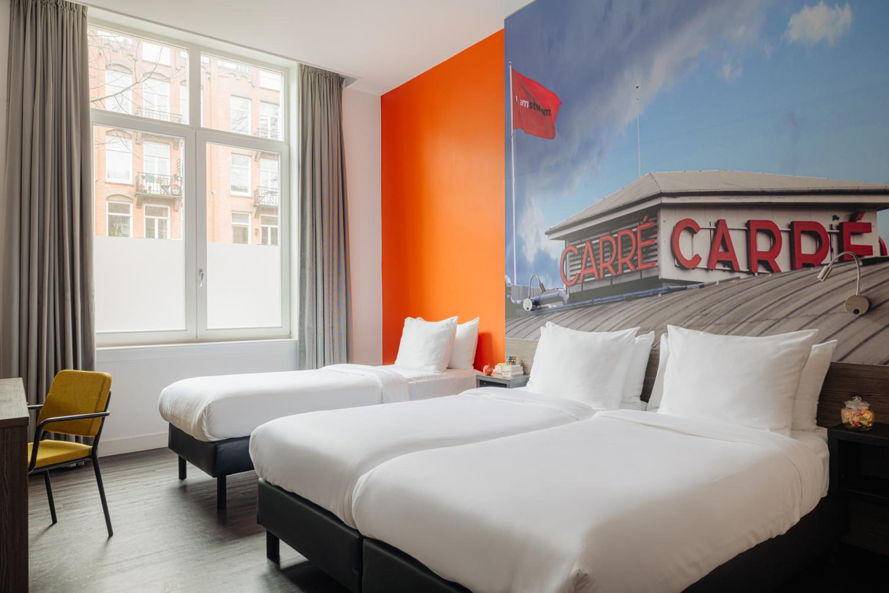 Superior Room 3 Single Beds photo 1
