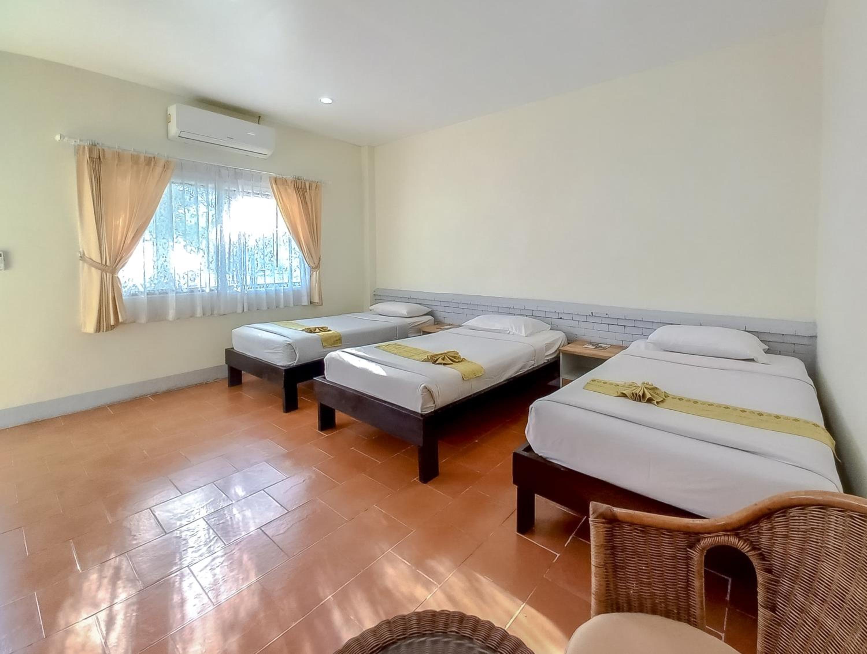 Superior Triple Room photo 2