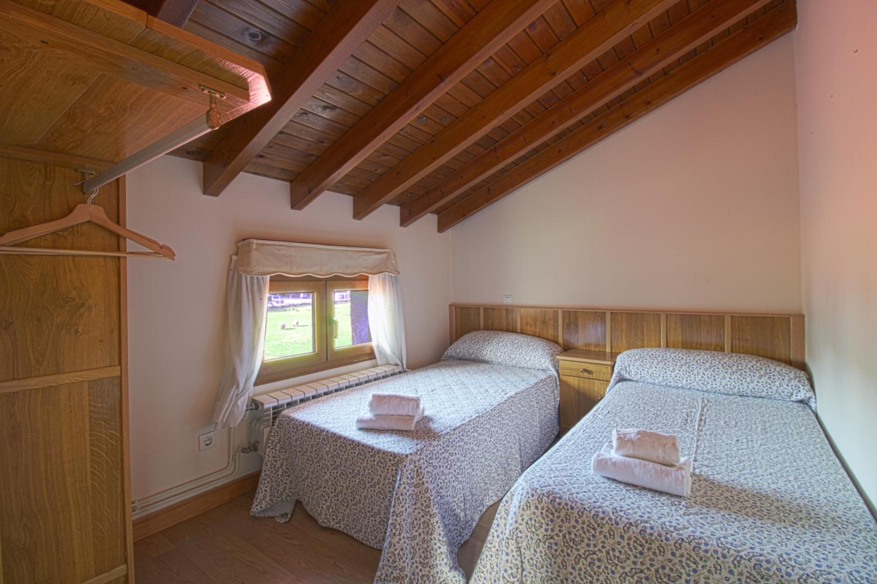Three-Bedroom House photo 2
