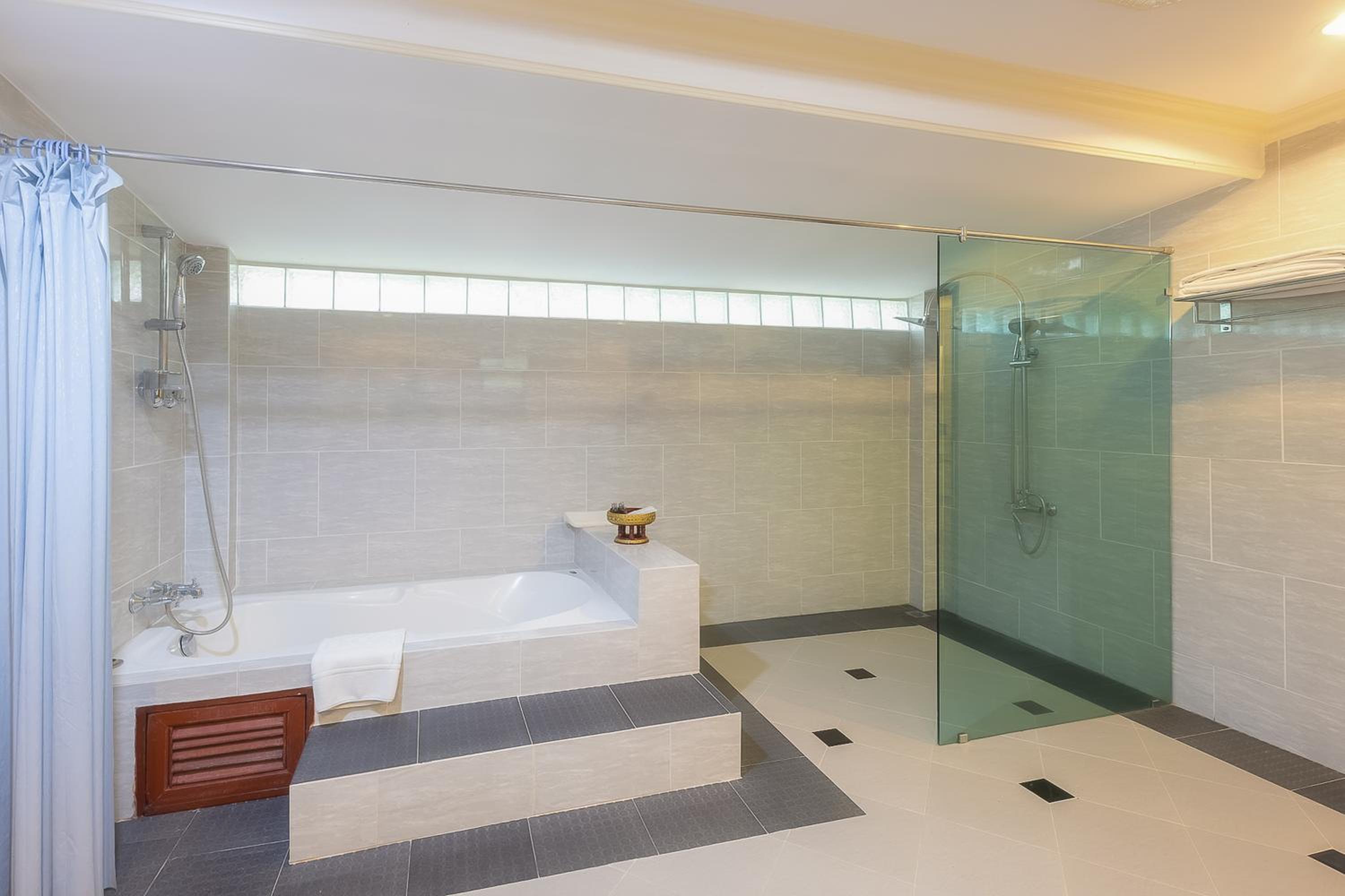 King Suite photo 2