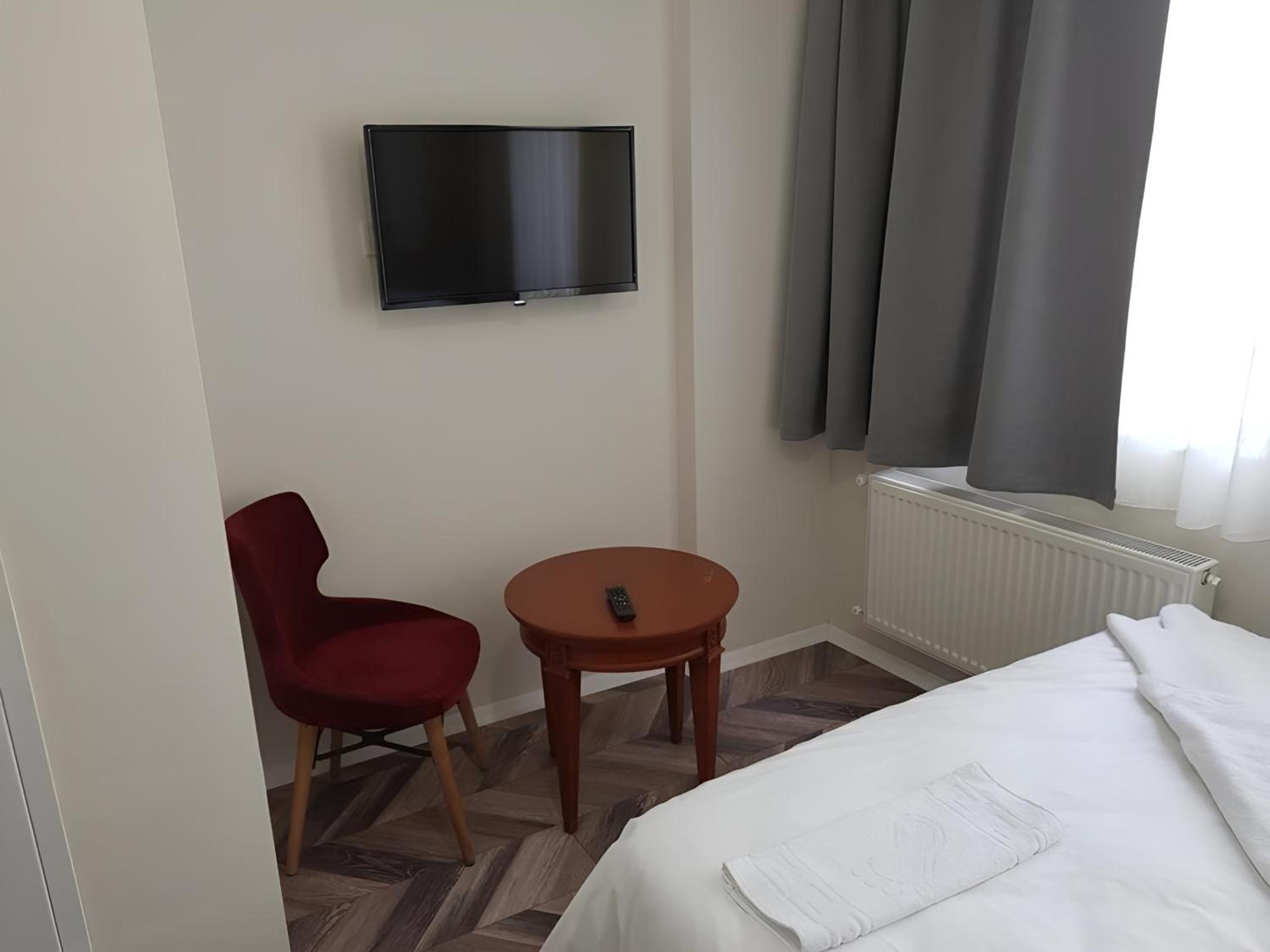 Deluxe Double Room photo 2