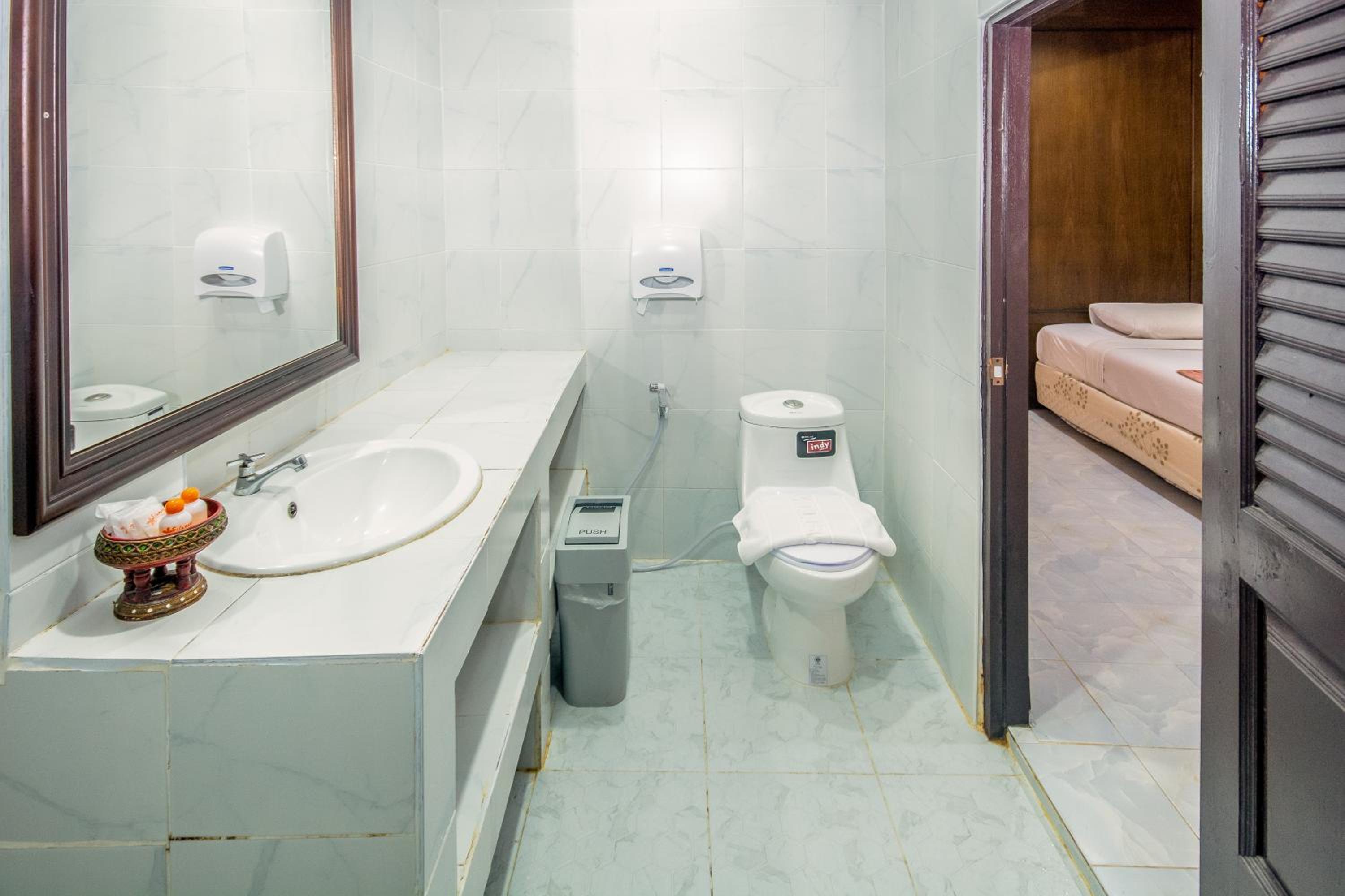 Standard Double or Twin Room photo 2