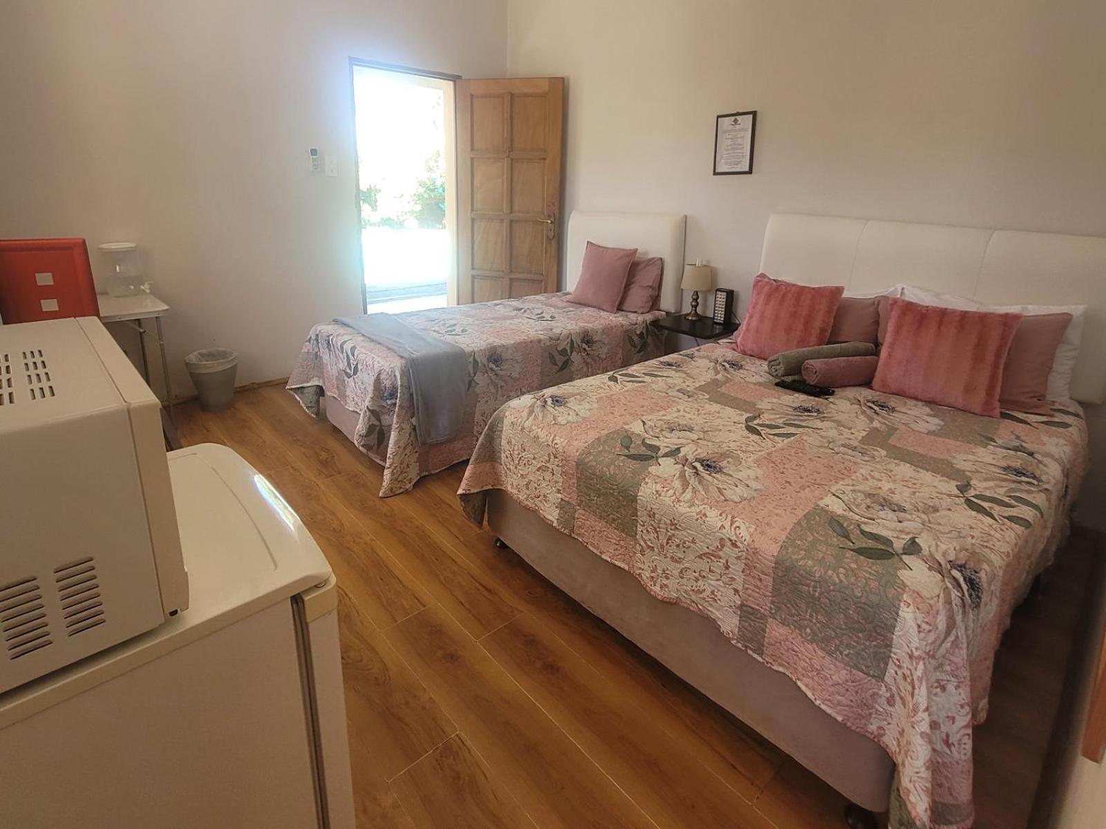 Basic Triple Room photo 3
