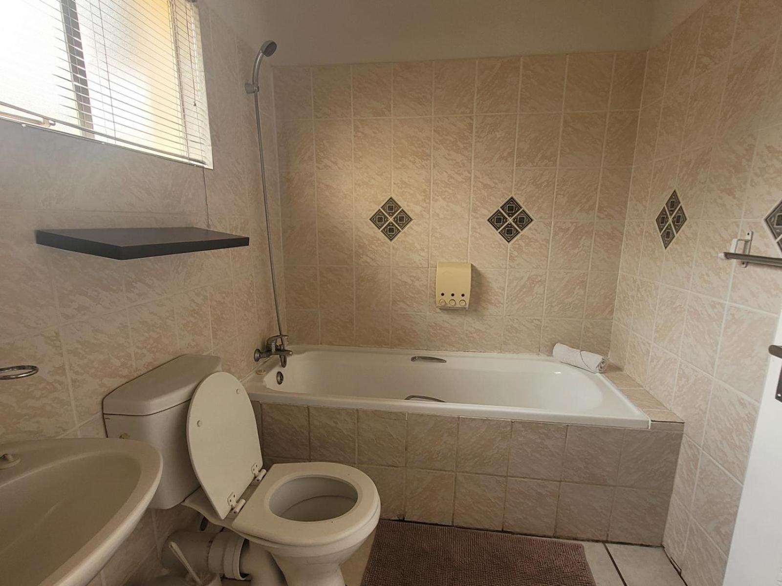 Double Room with Pool View photo 3