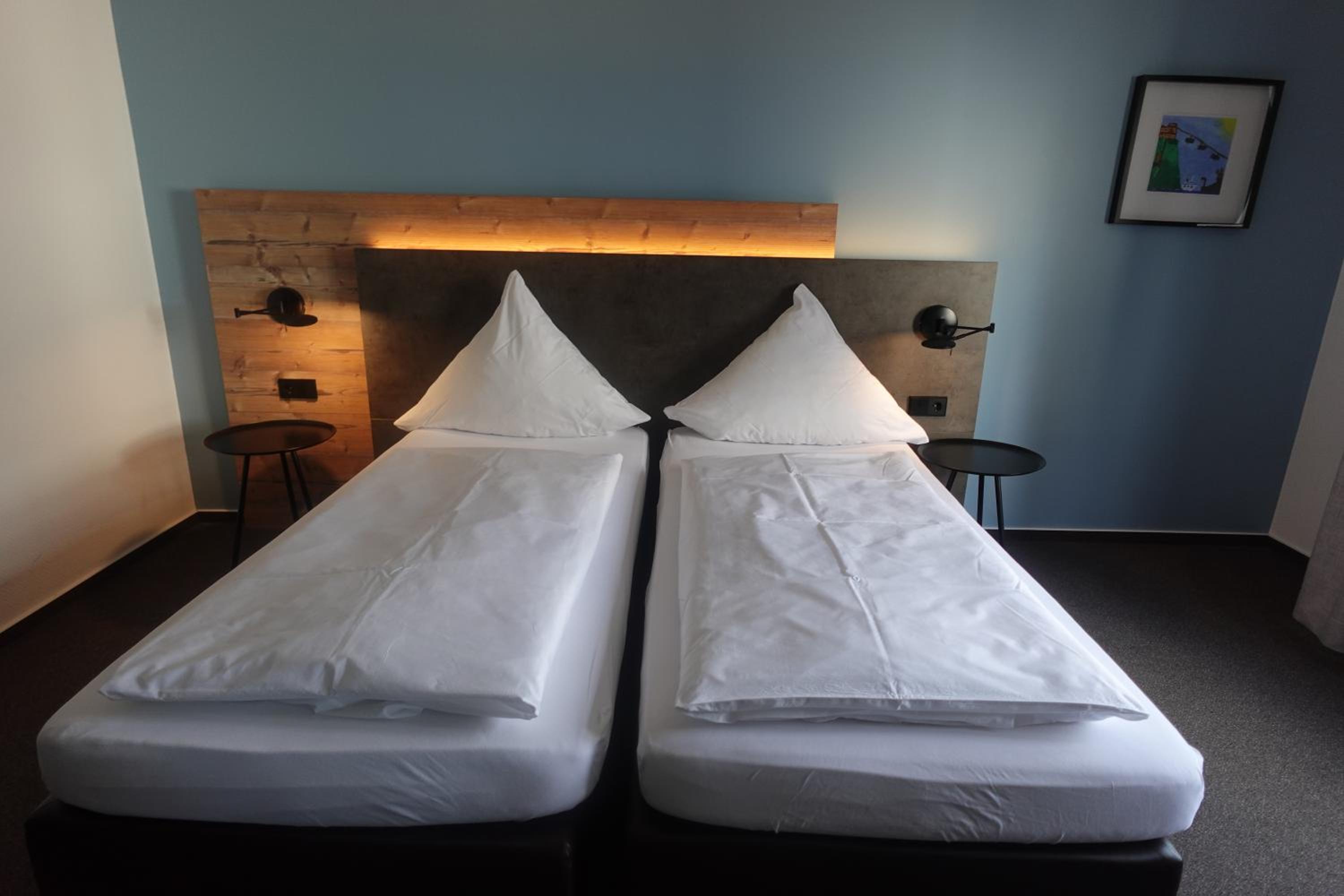 Double or Twin Room - Photo 1