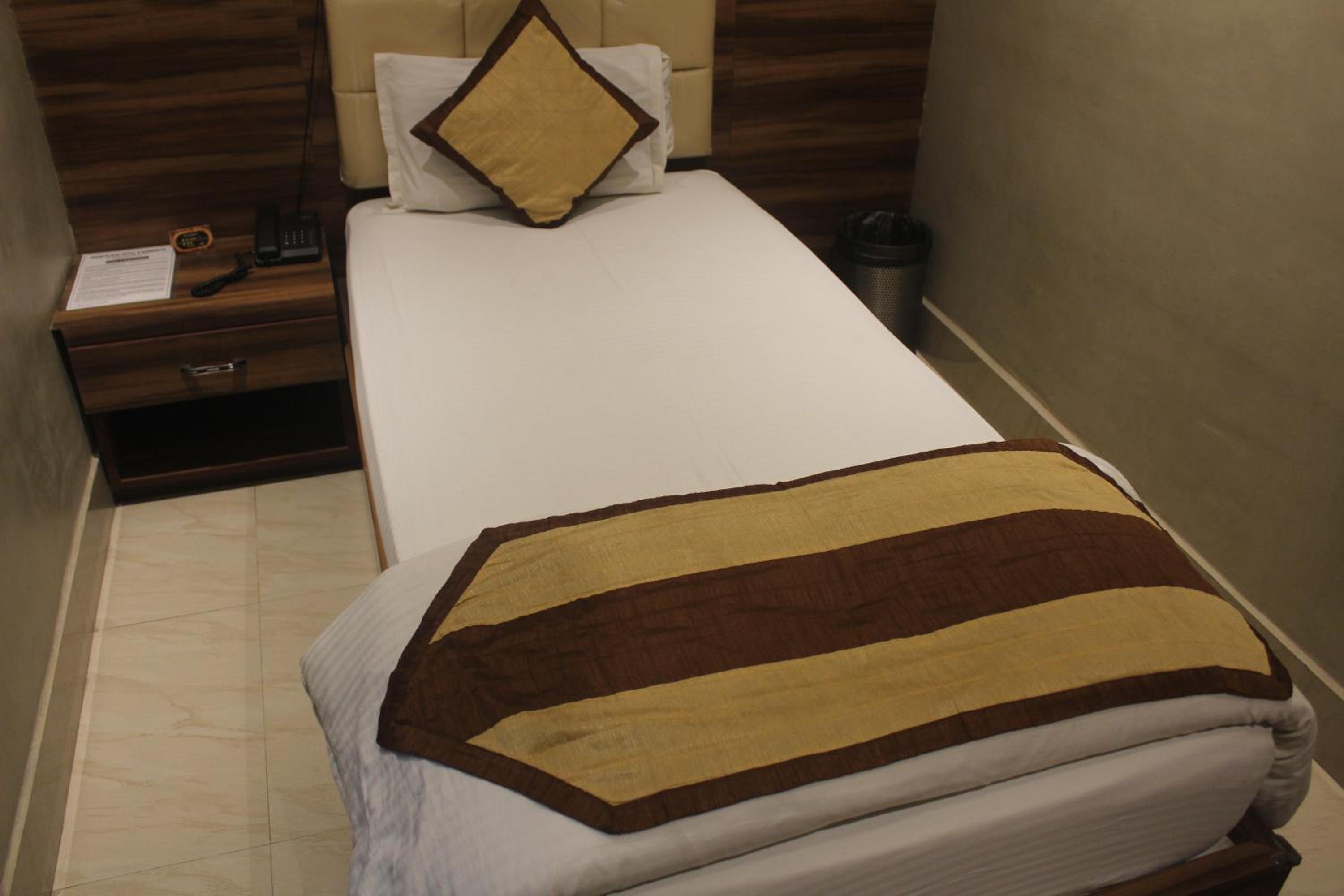 Deluxe Single Room photo 3