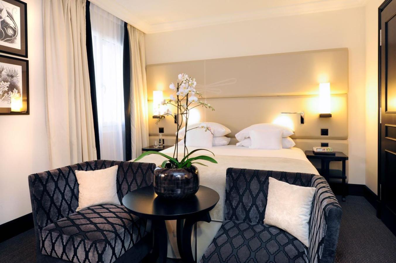 Deluxe Double or Twin Room