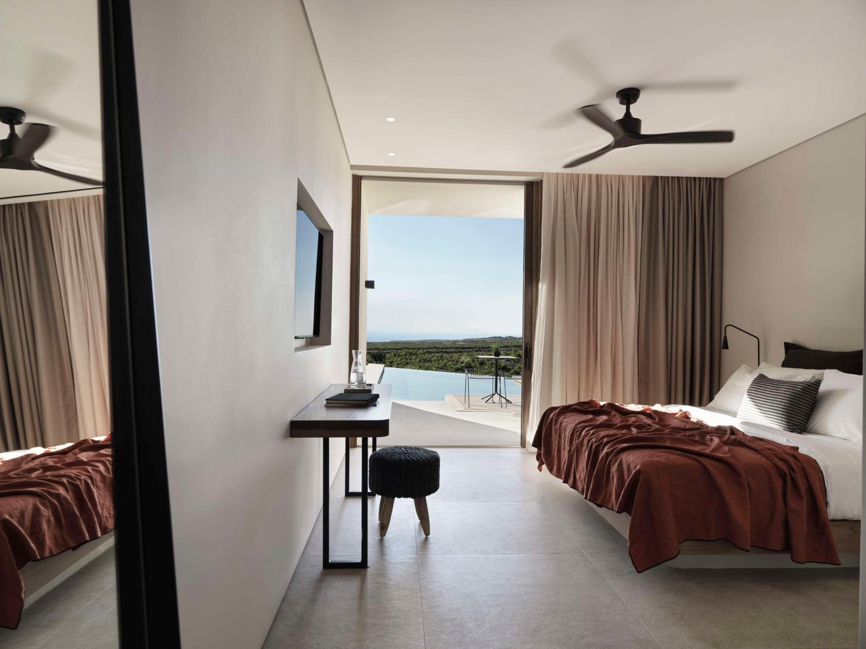 King Room with private pool and Sea View photo 1