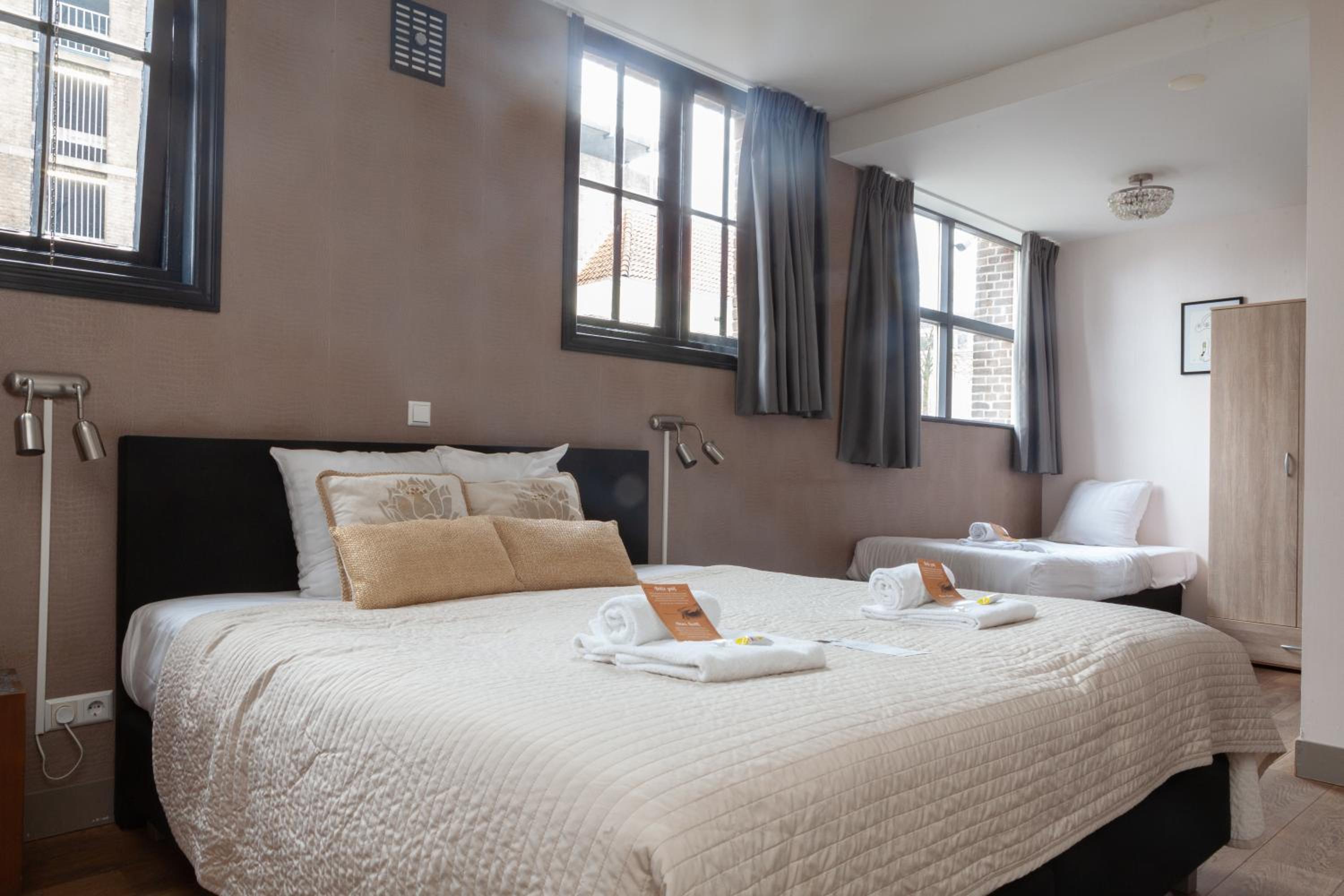 Superior King Room photo 2