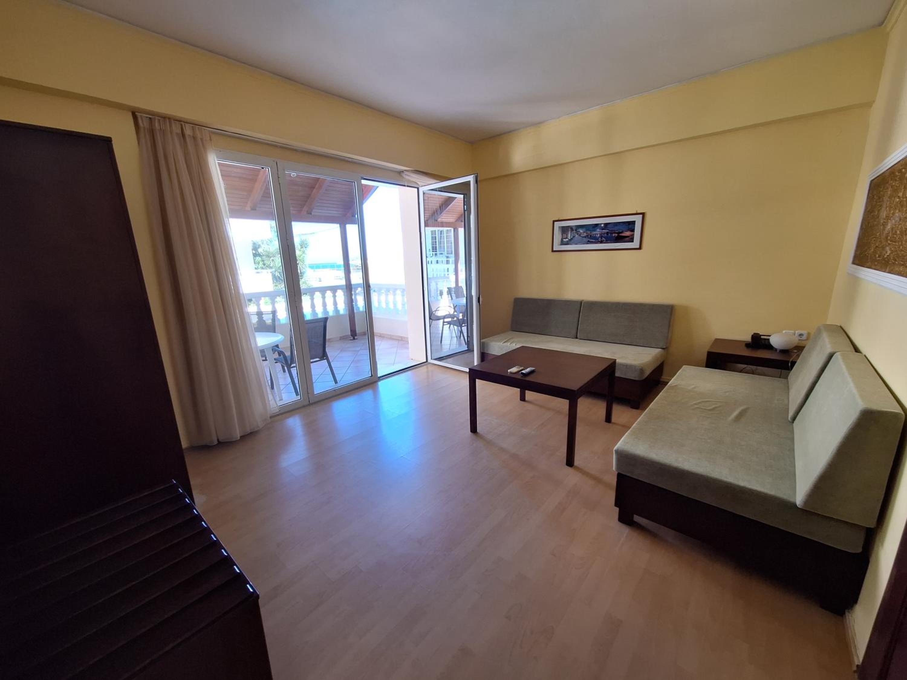  Two Bedroom Apartment with Pool View - Photo 10
