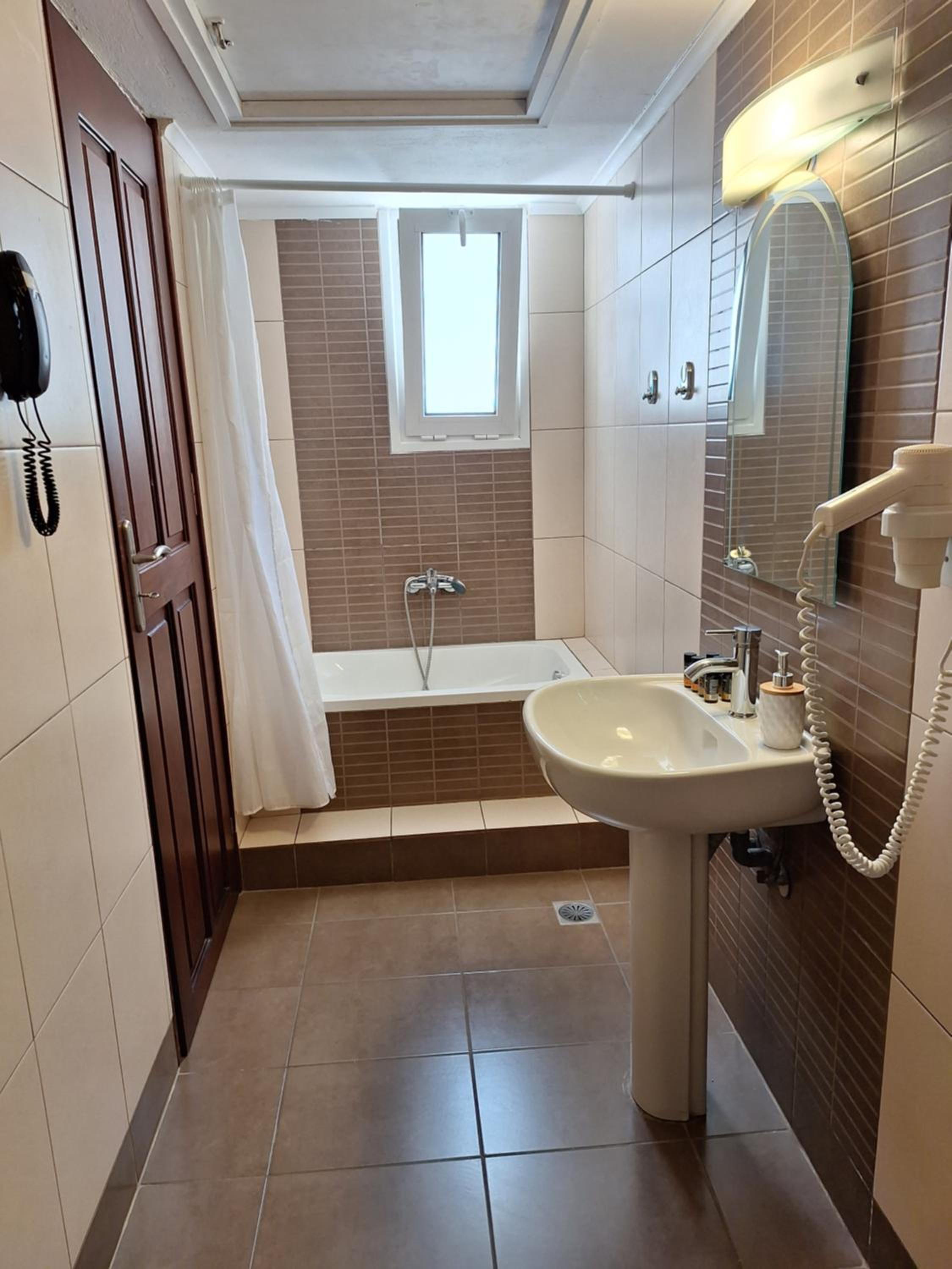  Two Bedroom Apartment with Pool View - Photo 7