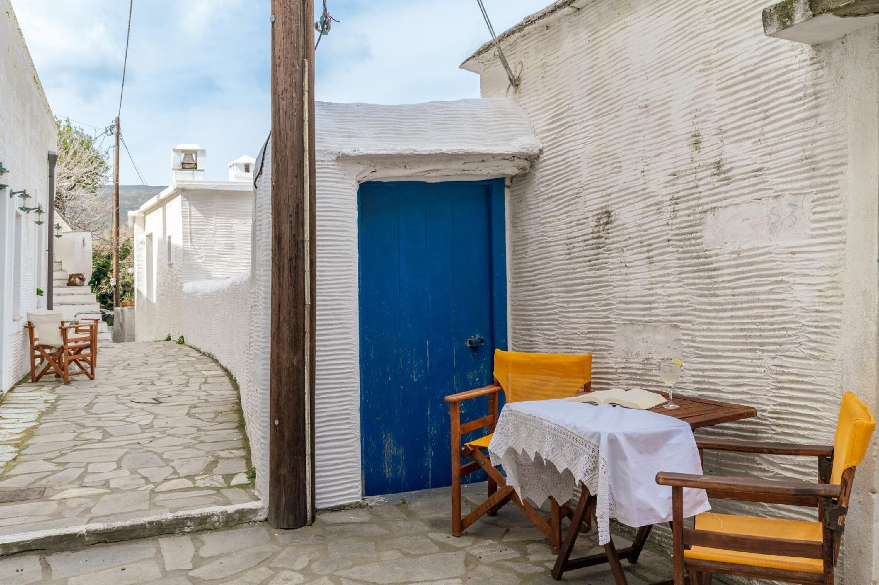 Studio Apartment with Sea View photo 3
