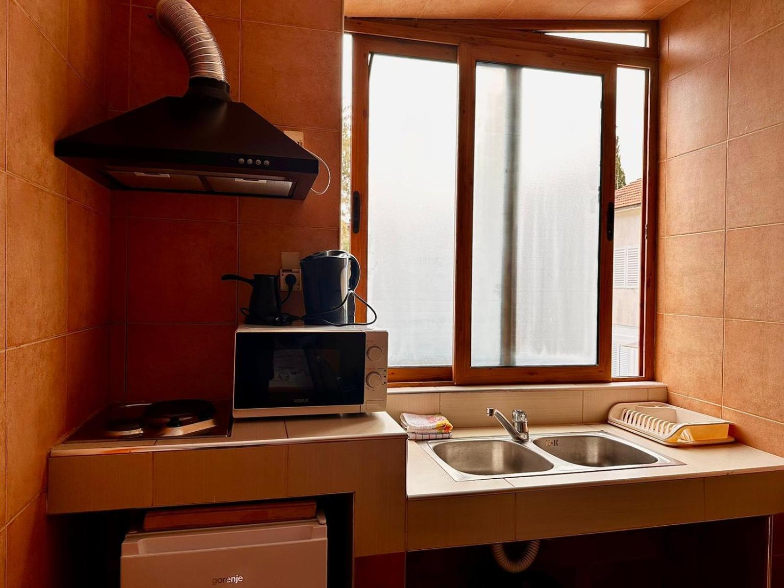 Studio Apartment photo 3