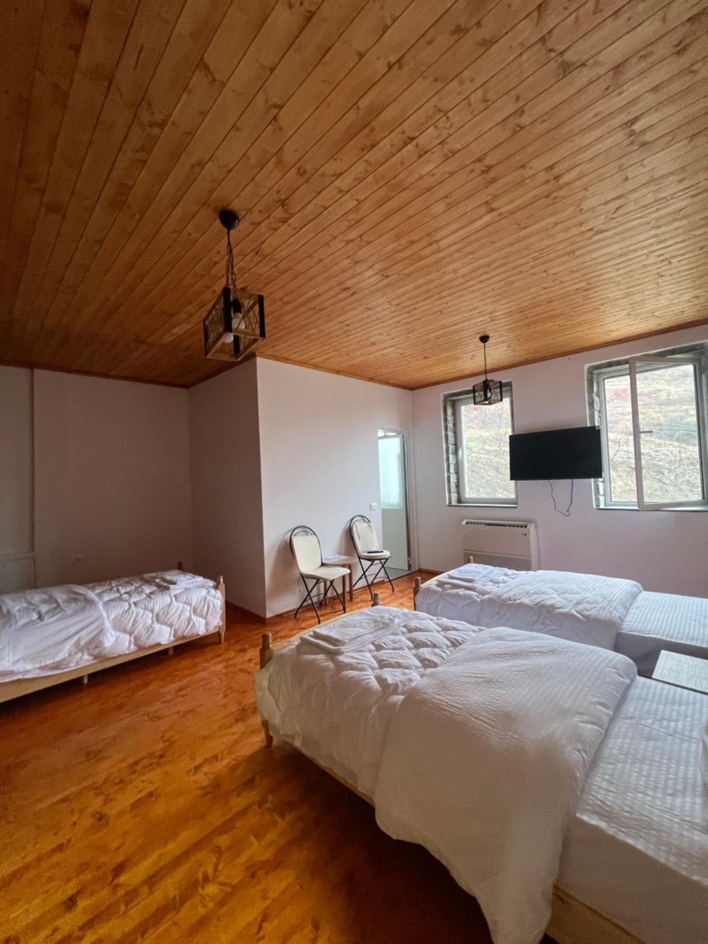 Comfort Triple Room