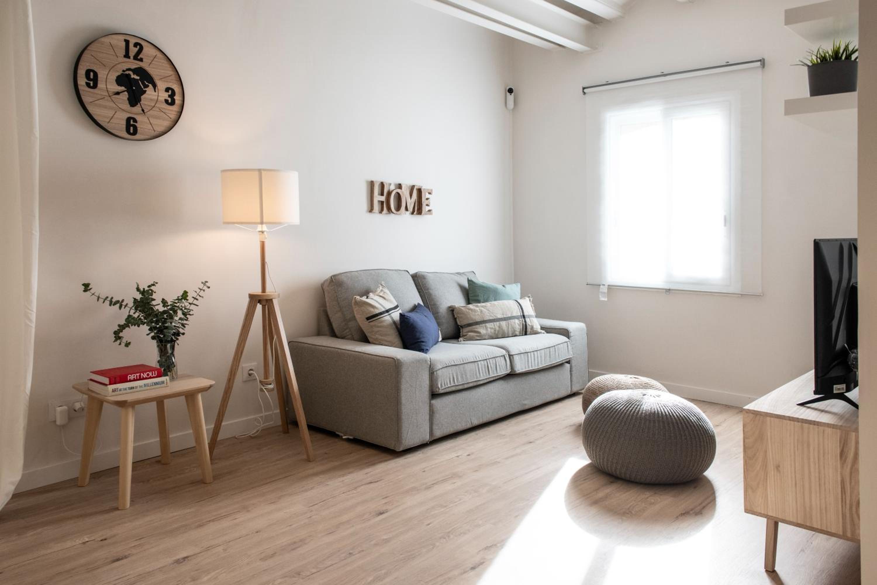Apartamento con Balcón