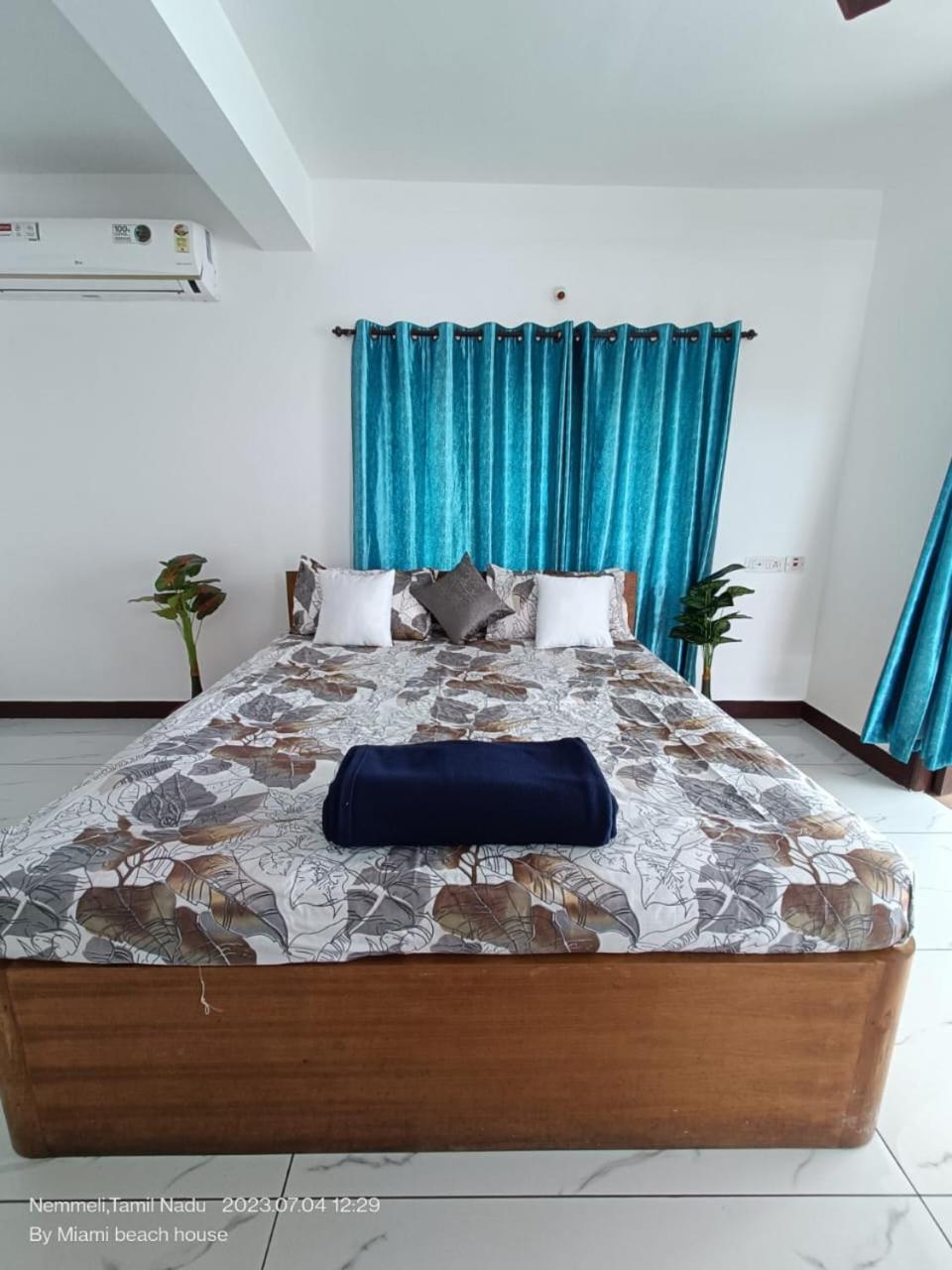 Villa photo 3