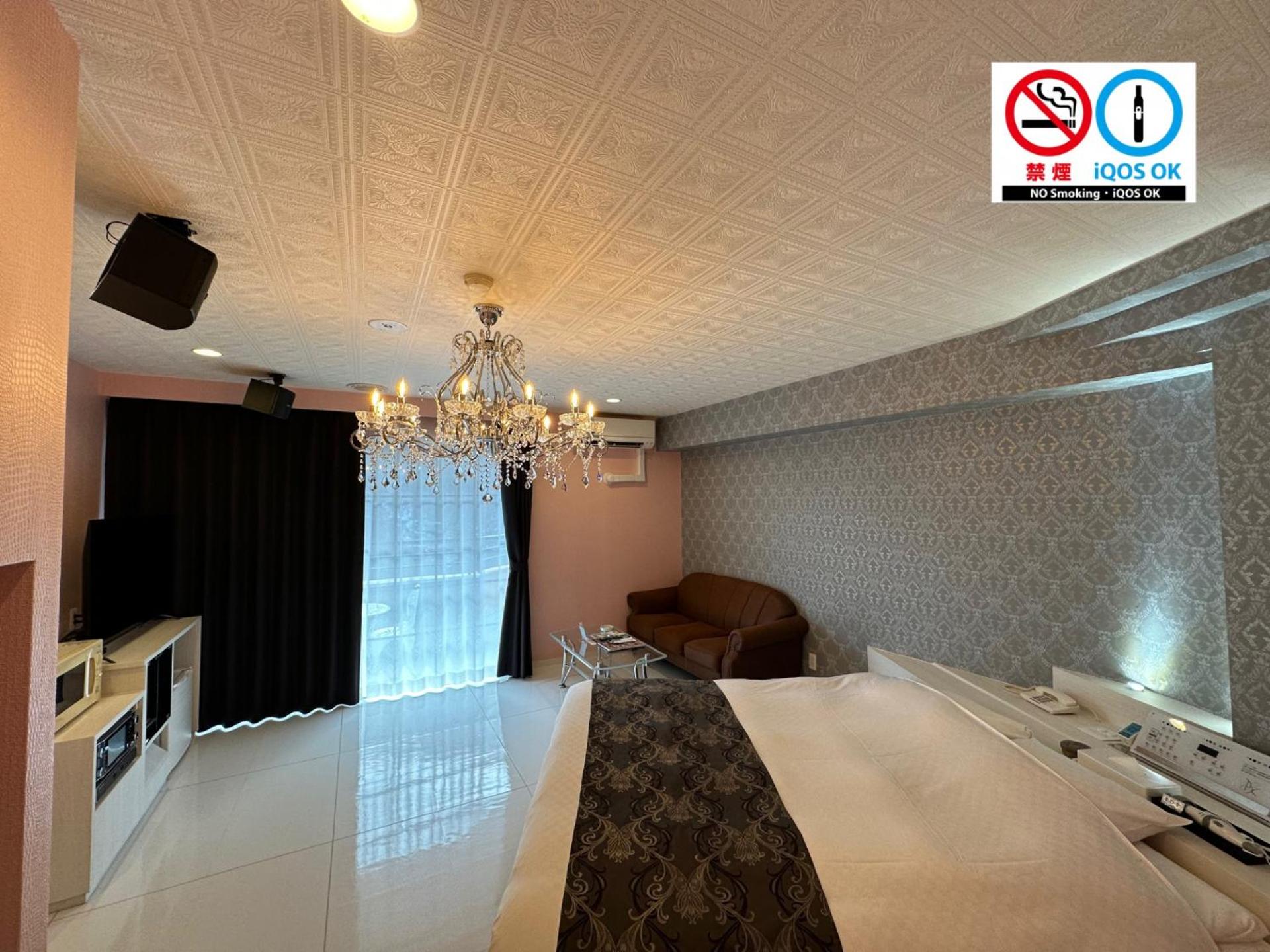Deluxe Queen Room - Photo 6