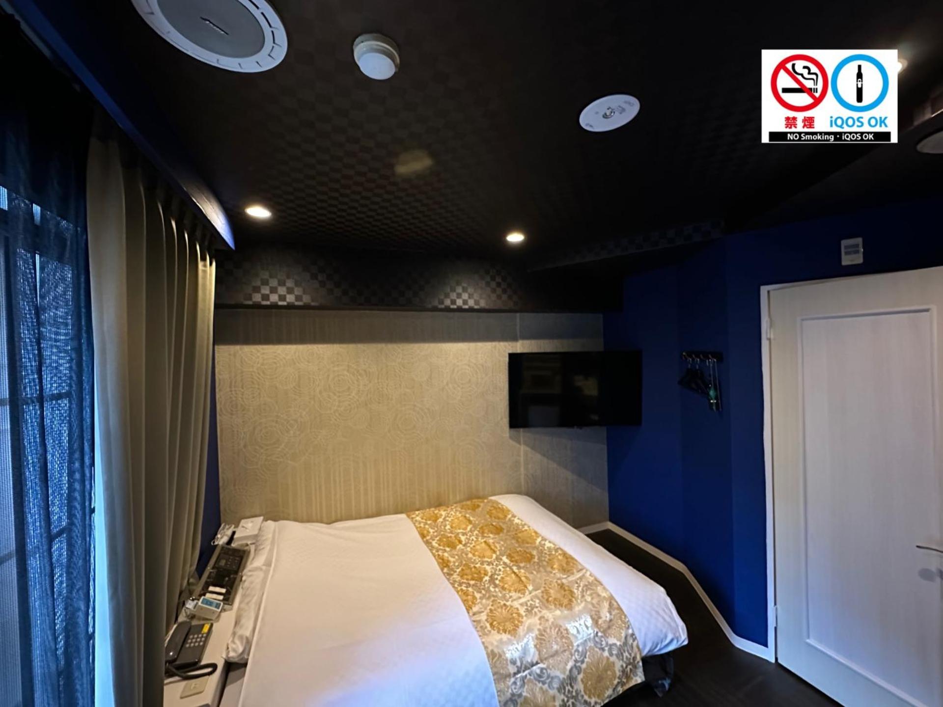 Small Double Room - Photo 10