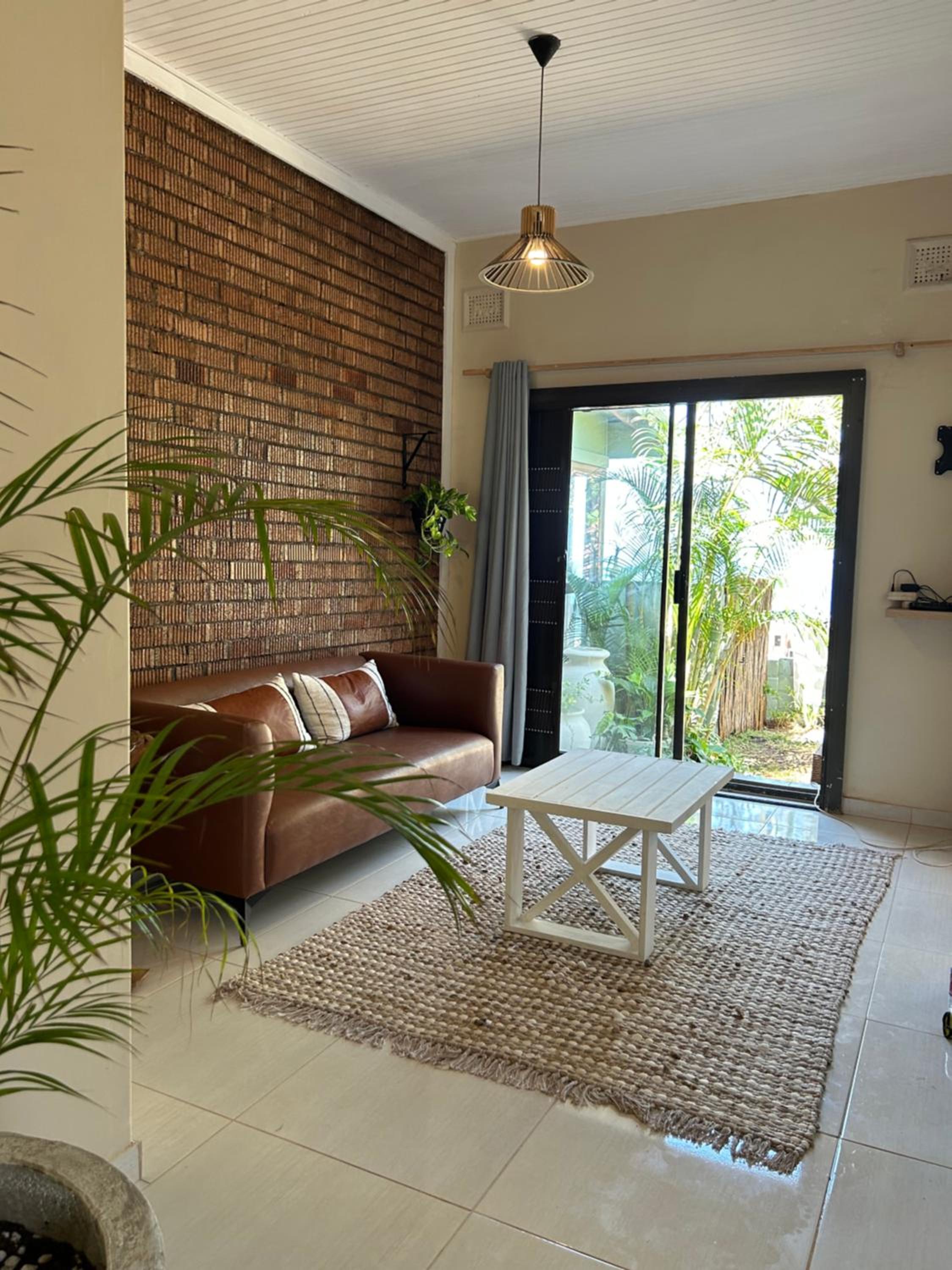 One-Bedroom Villa - Photo 1