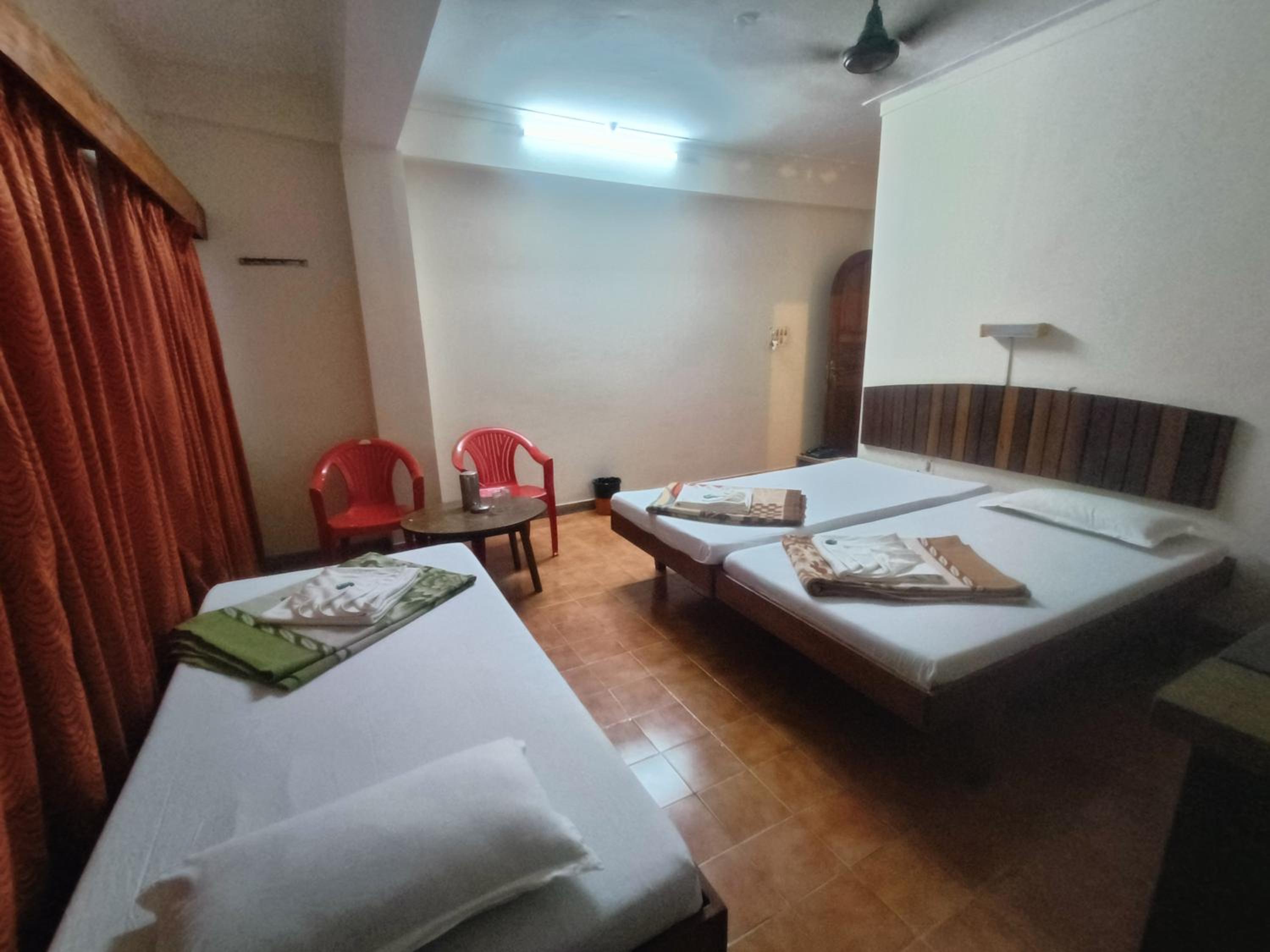 Budget Triple Room