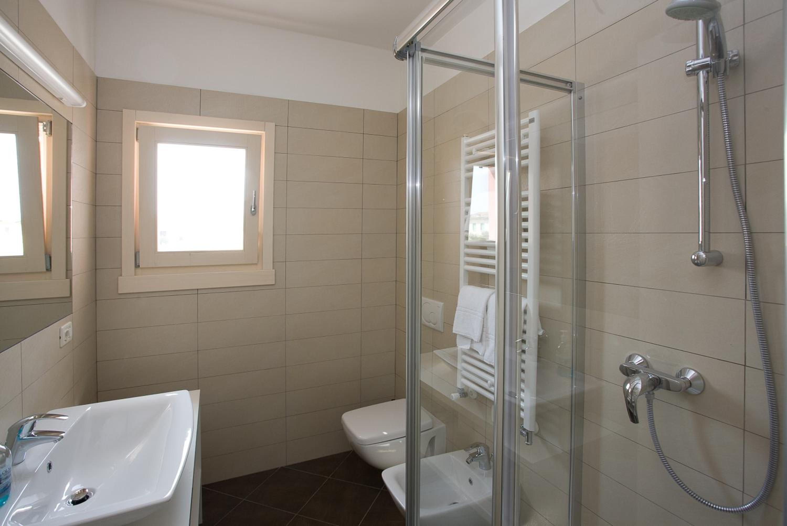 Comfort Apartment - Photo 6